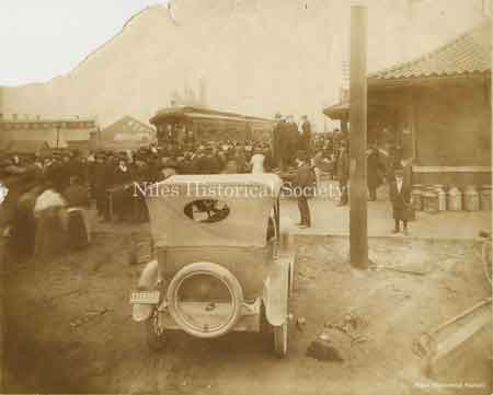 Niles soldiers going to the service. 1918…This photo was taken at the old Erie Train Station