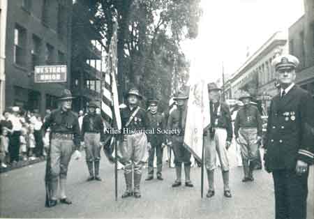 A photo of the Warren Camp #100 U. S. W. Veterans during a Memorial Day parade on May 30, 1942. Bert Holloway, commander,