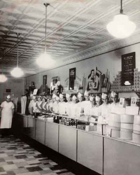 Typical Isaly's interior view.