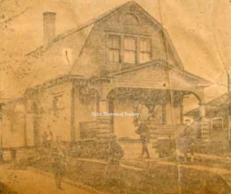Soldiers guarding the Harvey Kistler home.