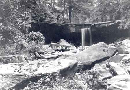 Waterfall along Meander Creek in Riverside Park.
