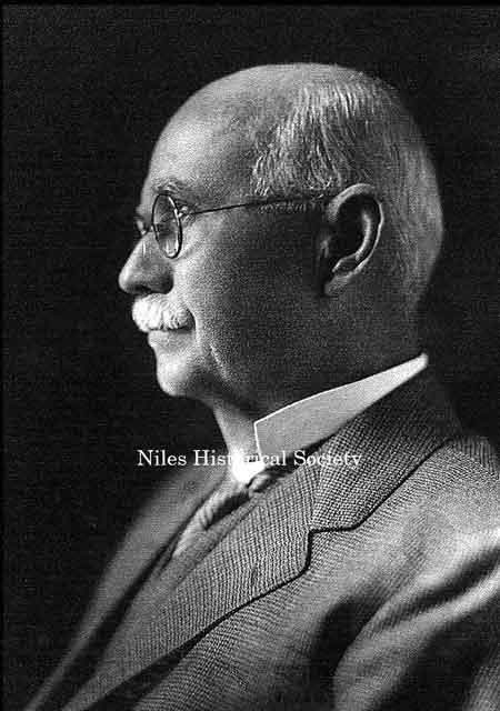 A double portrait of George J. Taylor and his wife Hannah Harris Taylor. They lived in the house on Arlington and were prominent Niles citizens.