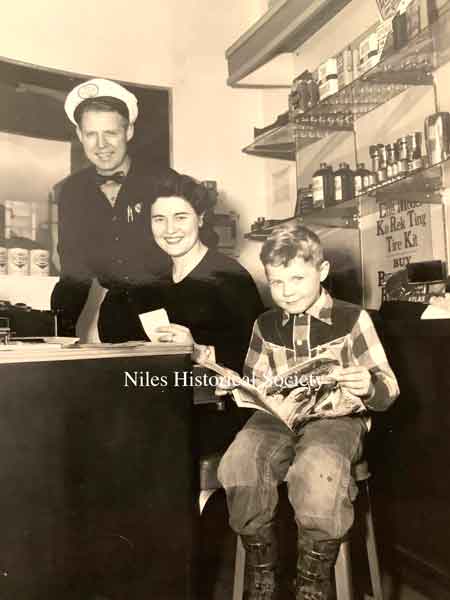 The little boy in the plaid is my father, six year old Tim Weddell Niles class of 1968.