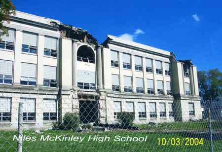 Edison Schoolbuilding being demolished October 3, 2004.