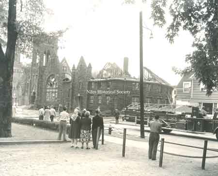 October 1, 1951 Fire Destroys First United Methodist Church.