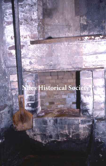 Out-door oven used in Niles years ago.