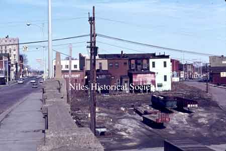 Construction of the new Safety-Service Complex which houses not only the police and fire departments but also the city court.