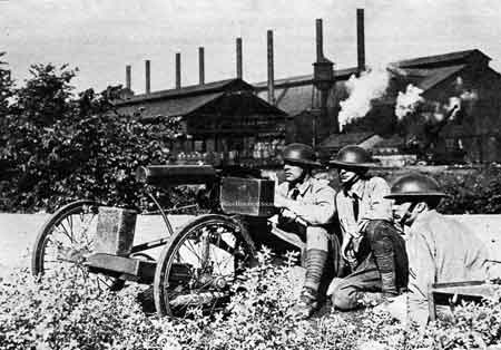 National Guard at Republic Steel with machine gun setup.