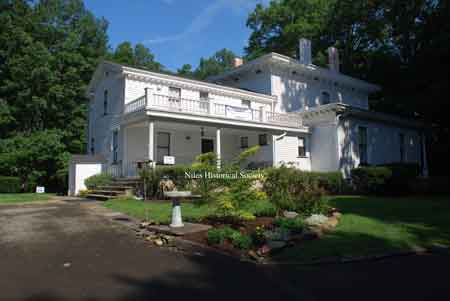 Rear view of the Ward–Thomas Museum.