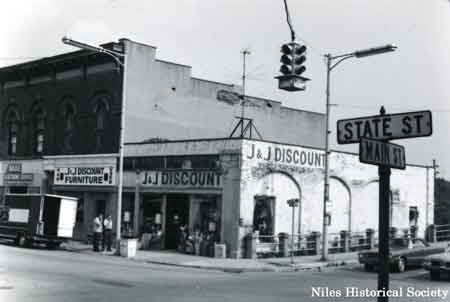 View of the building that had the top two stories removed and became the new location of Reisman's.