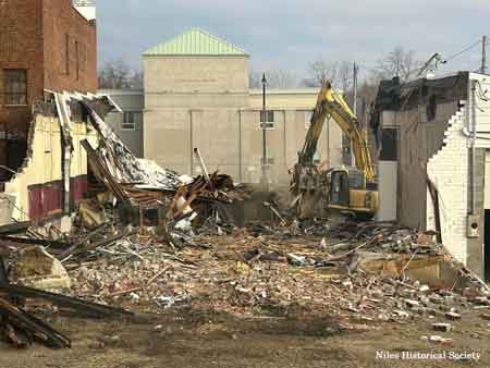 In late October 2023 the two corner buildings, Reisman's and the Robins Theater, were cordoned off prior to their demolition in 2024.