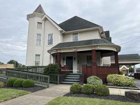 Funeral home front view, 2023.