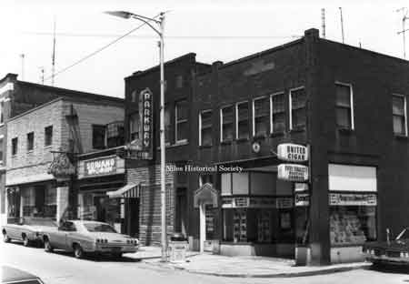 Photo taken of The United Cigar located at 28 East Park Avenue on the corner of Park and Pine Alley in downtown Niles before urban renewal.