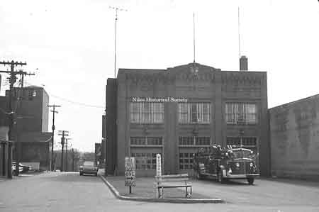 Front view of the old Police and Fire Station from West Park Avenue and Franklin Alley. Originally the City Building, it was enlarged for the Police and Fire departments in 1931